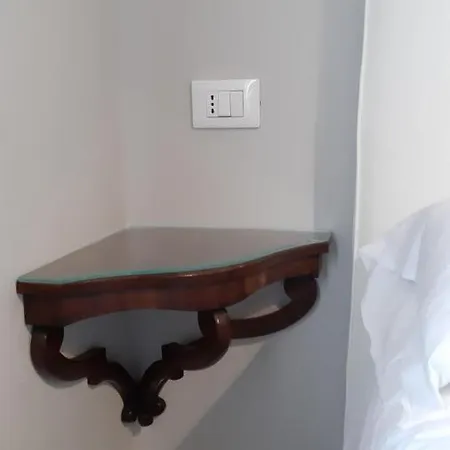 44 住宿加早餐酒店