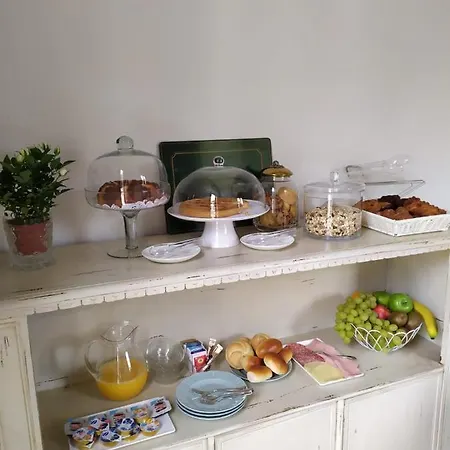 44 Bed & Breakfast