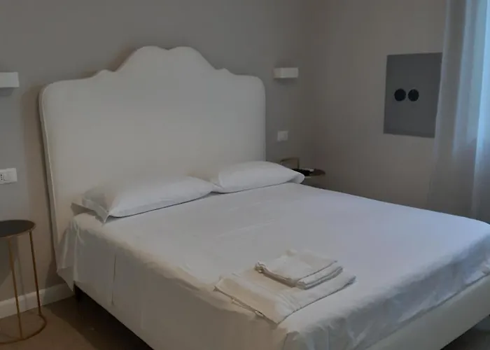 44 Oda ve Kahvaltı Pesaro