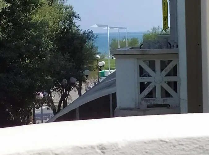 Oda ve Kahvaltı 44 4*